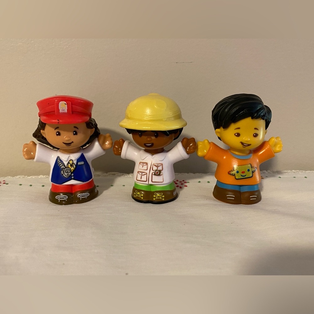 Fisher Price Little People figures mixed lot